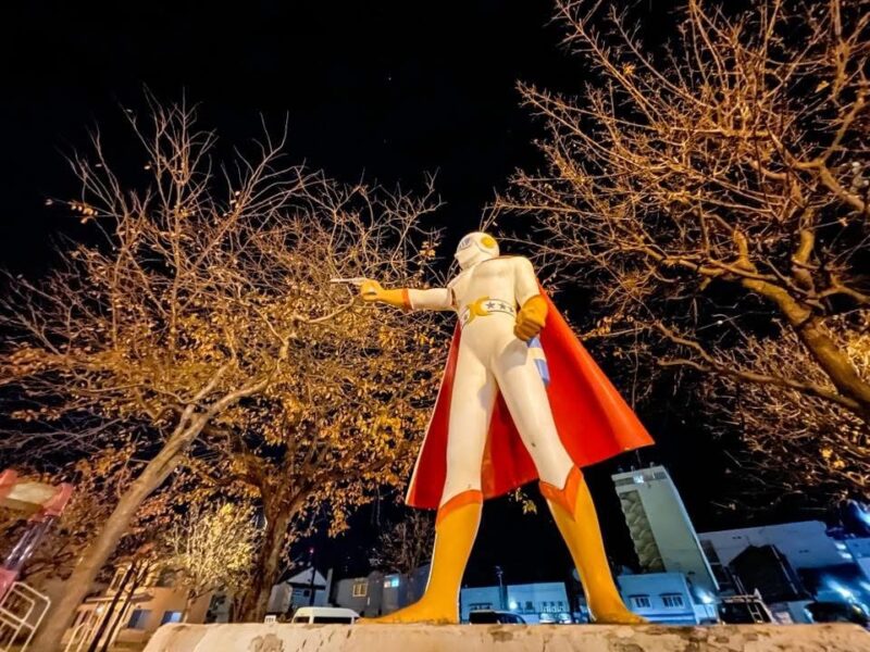 2025.11.15撮影「 月光仮面の像 」